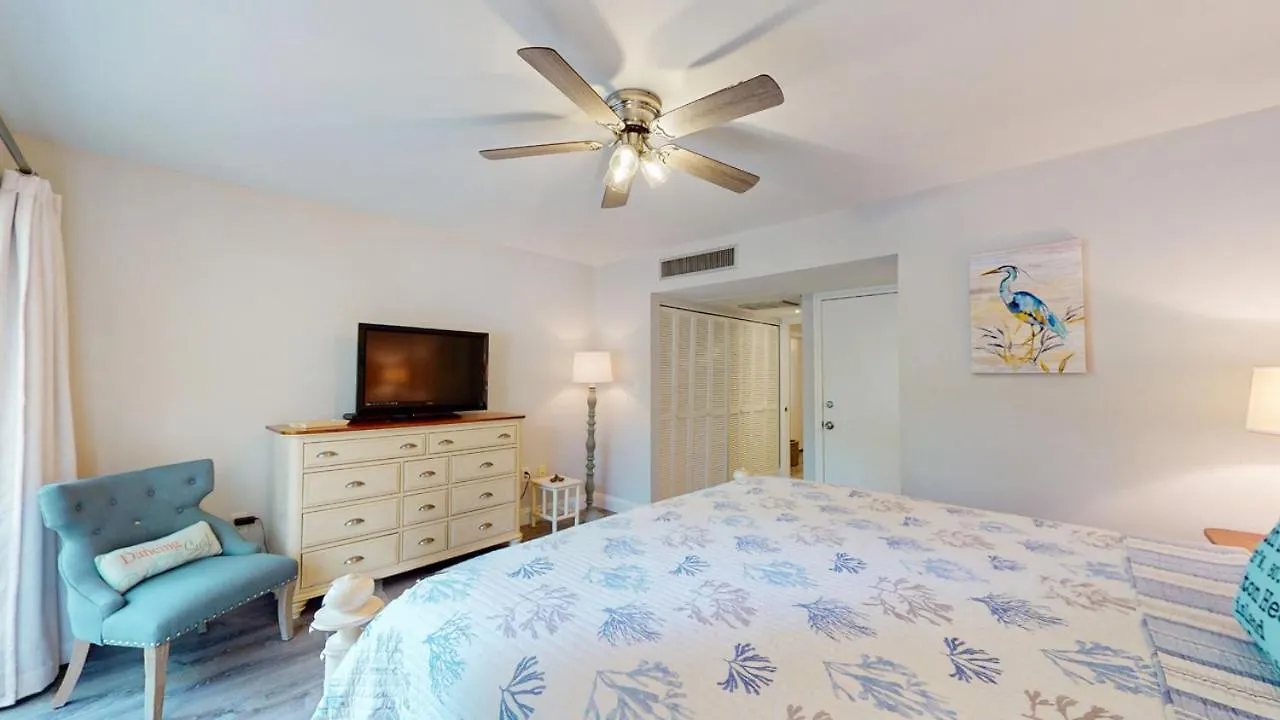 36 Hickory Cove Villa