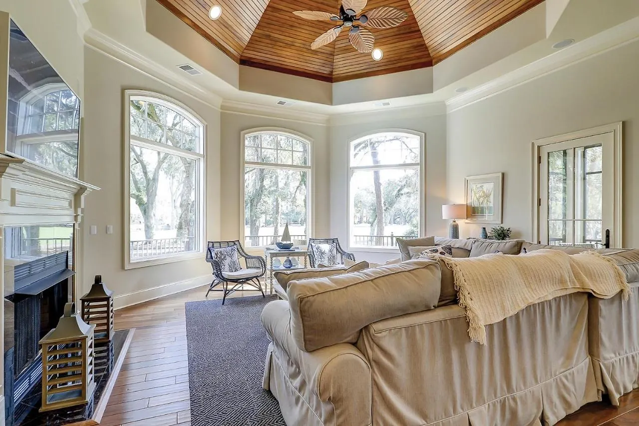 102 Baynard Cove Sea Pines Harbourtown * Hilton Head Island
