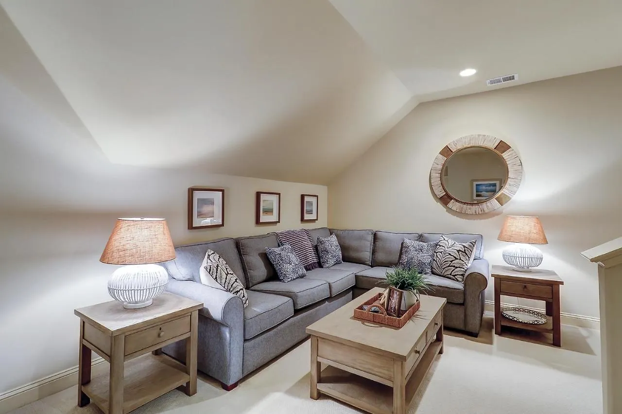 102 Baynard Cove Sea Pines Harbourtown *