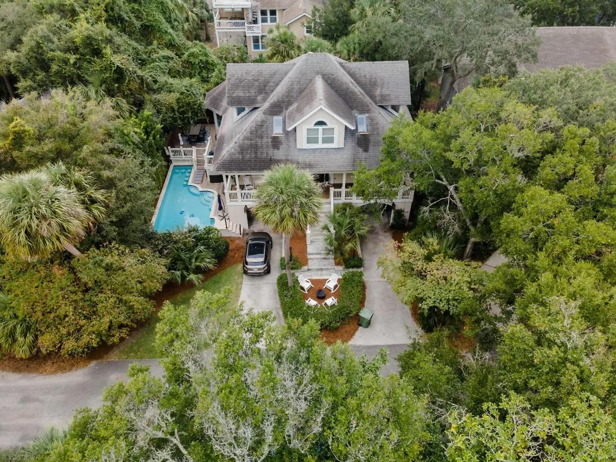 Steps From The 2nd Row Pool & Hot Tub Hilton Head Island