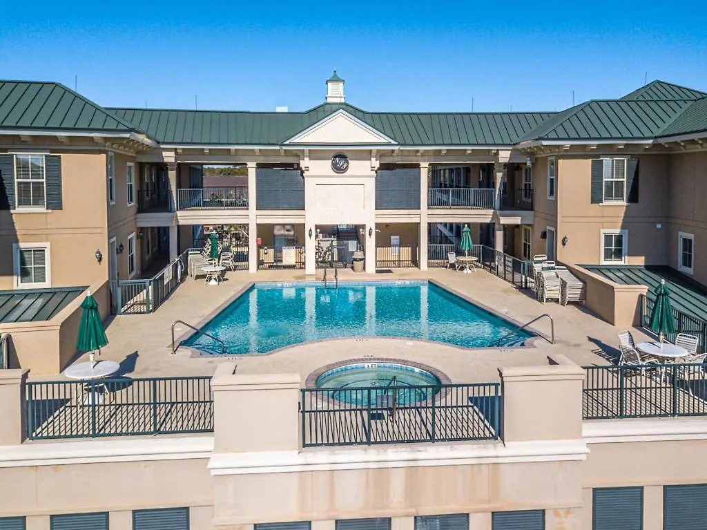 507 North Shore Walk To Steps From Restaurants And Shops Sleeps 6 North Forest Hilton Head Island