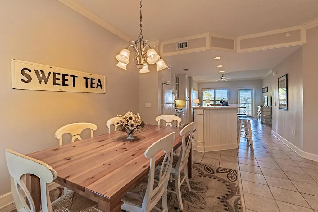507 North Shore Walk To Steps From Restaurants And Shops Sleeps 6 North Forest Holiday home *