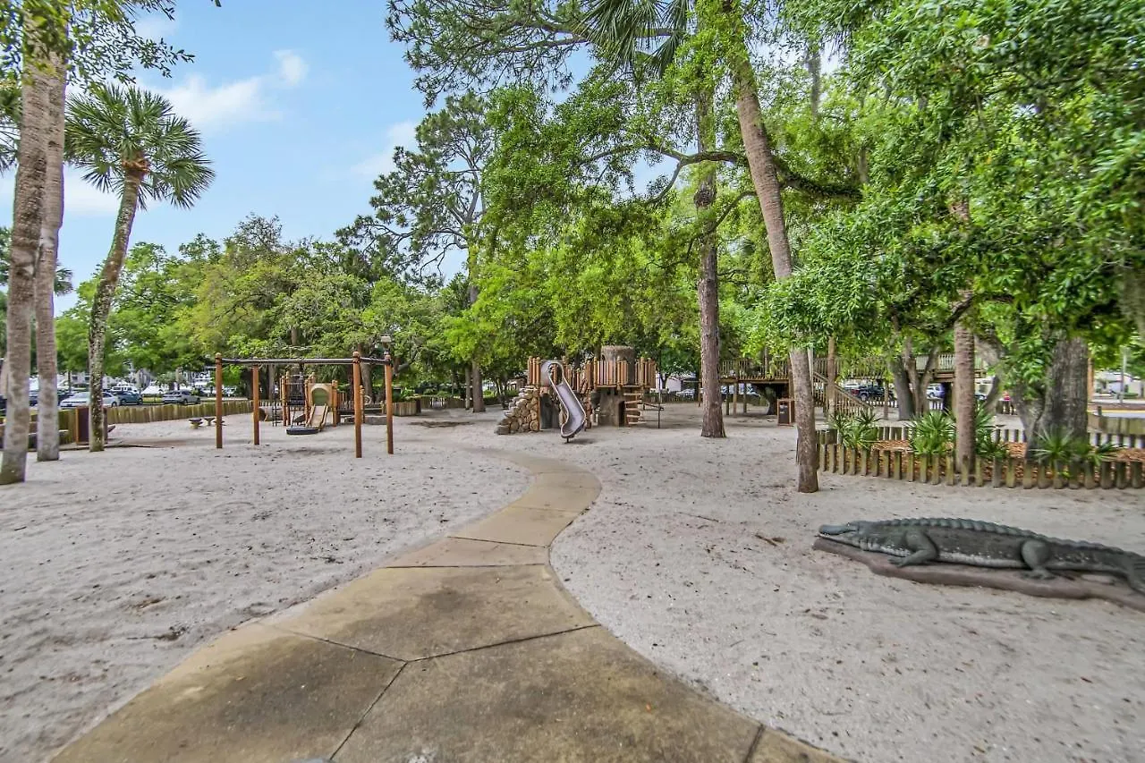 New Listing 49 Governors Rd Renovated Luxurious Sea Pines Sleeps 8 * Хилтон-Хед-Айленд