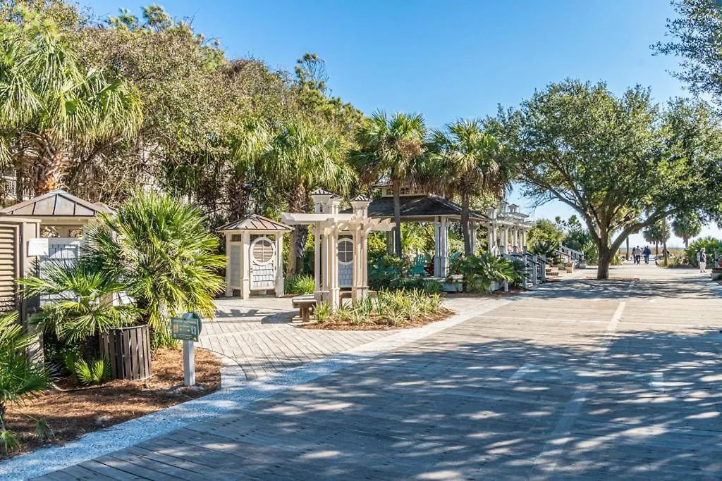 507 North Shore Walk To Steps From Restaurants And Shops Sleeps 6 North Forest