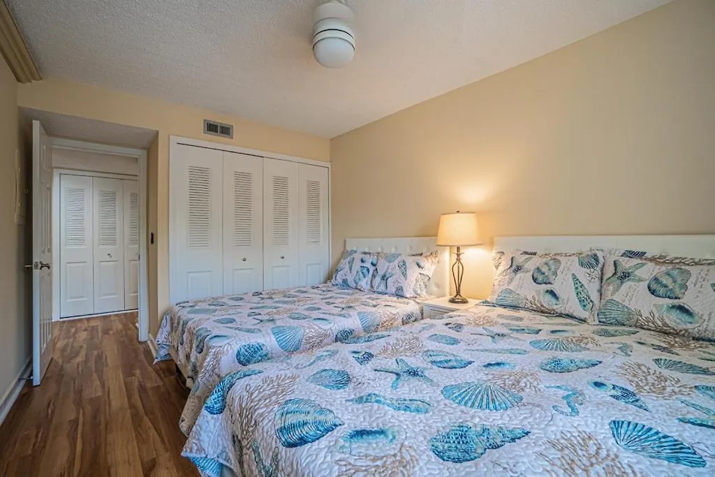 1686 Bluff Renovated Sleeps 8 Walk To Salty Dog Sea Pines Holiday home *