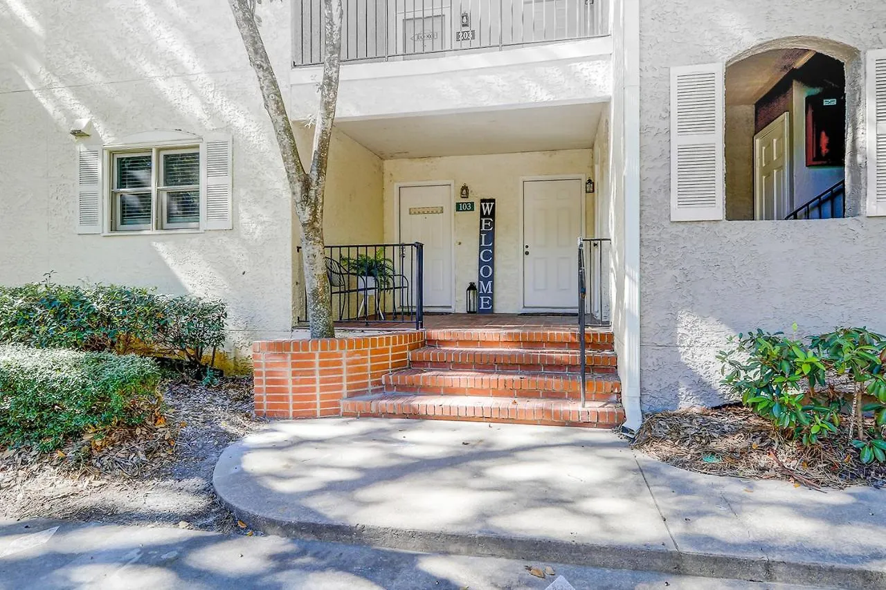Devonshire 103 Apartment *