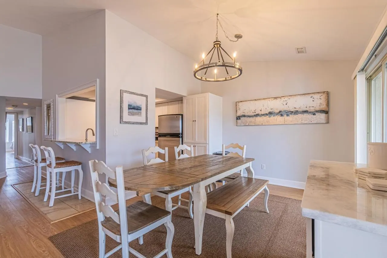 Holiday home 1762 Bluff Modern Updated Water Views Sleeps 8 Sea Pines Hilton Head Island