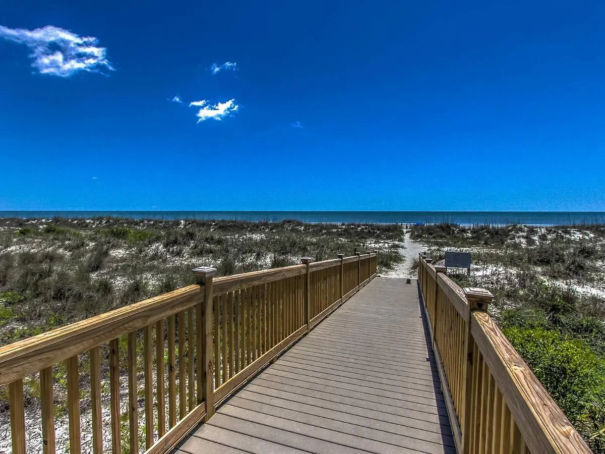 5404 Hampton Place South * Hilton Head Island
