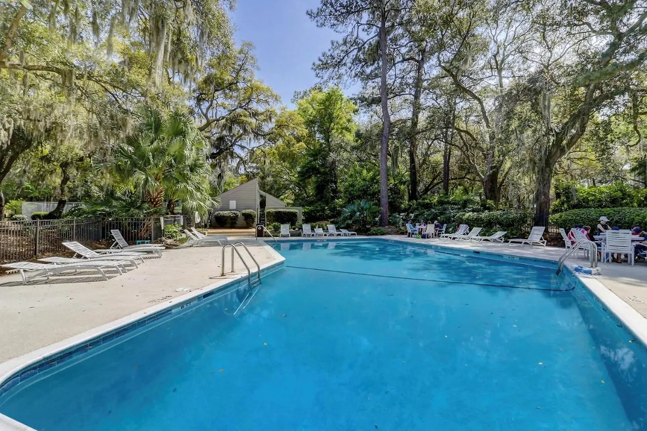Holiday home New Listing 2373 Racquet Club Gorgeous Golf Course View Steps From Harbourtown Sea Pines