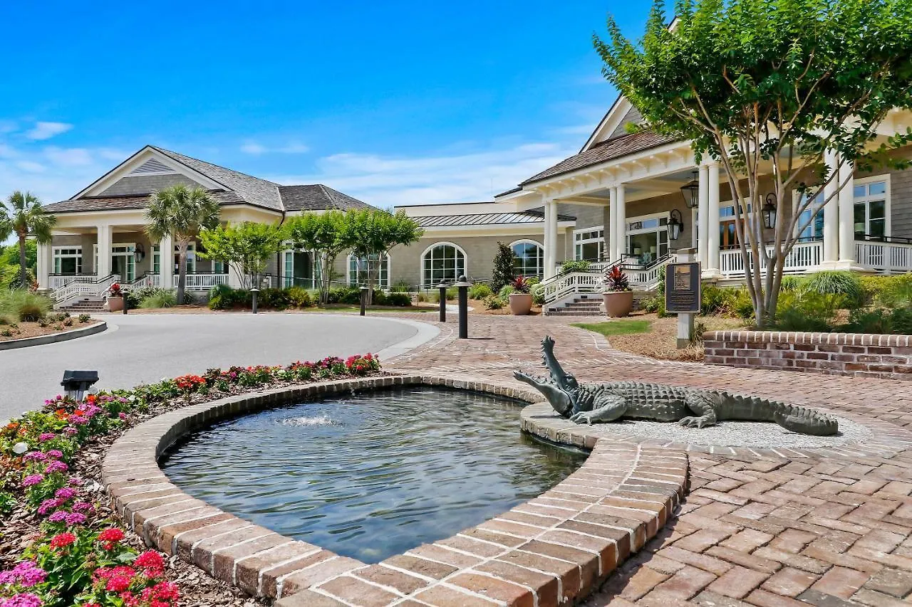 New Listing 2373 Racquet Club Gorgeous Golf Course View Steps From Harbourtown Sea Pines Holiday home Hilton Head Island