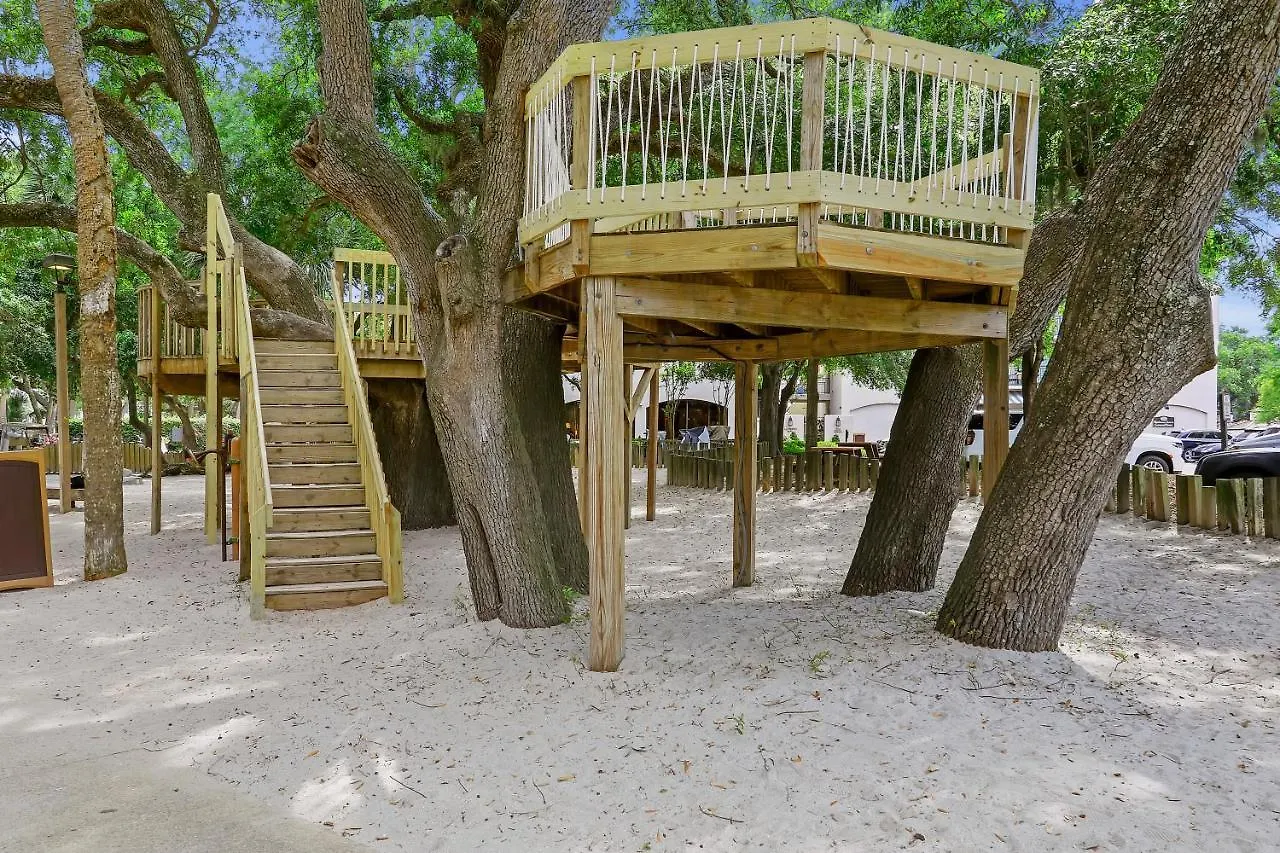 New Listing 2373 Racquet Club Gorgeous Golf Course View Steps From Harbourtown Sea Pines Holiday home Hilton Head Island