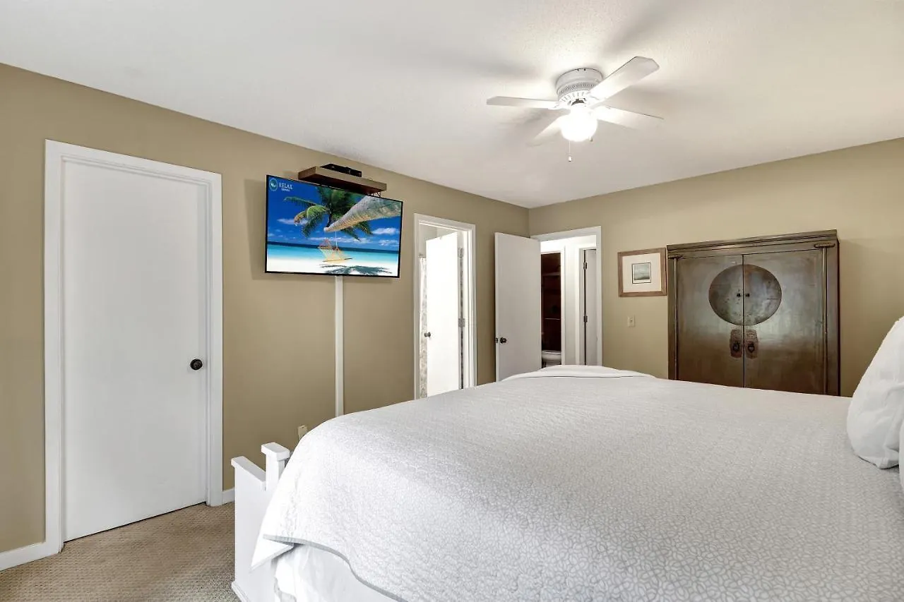 Holiday home New Listing 2373 Racquet Club Gorgeous Golf Course View Steps From Harbourtown Sea Pines