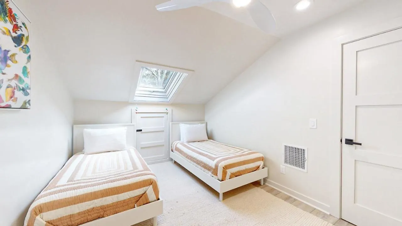 487 Captain's Cove Villa