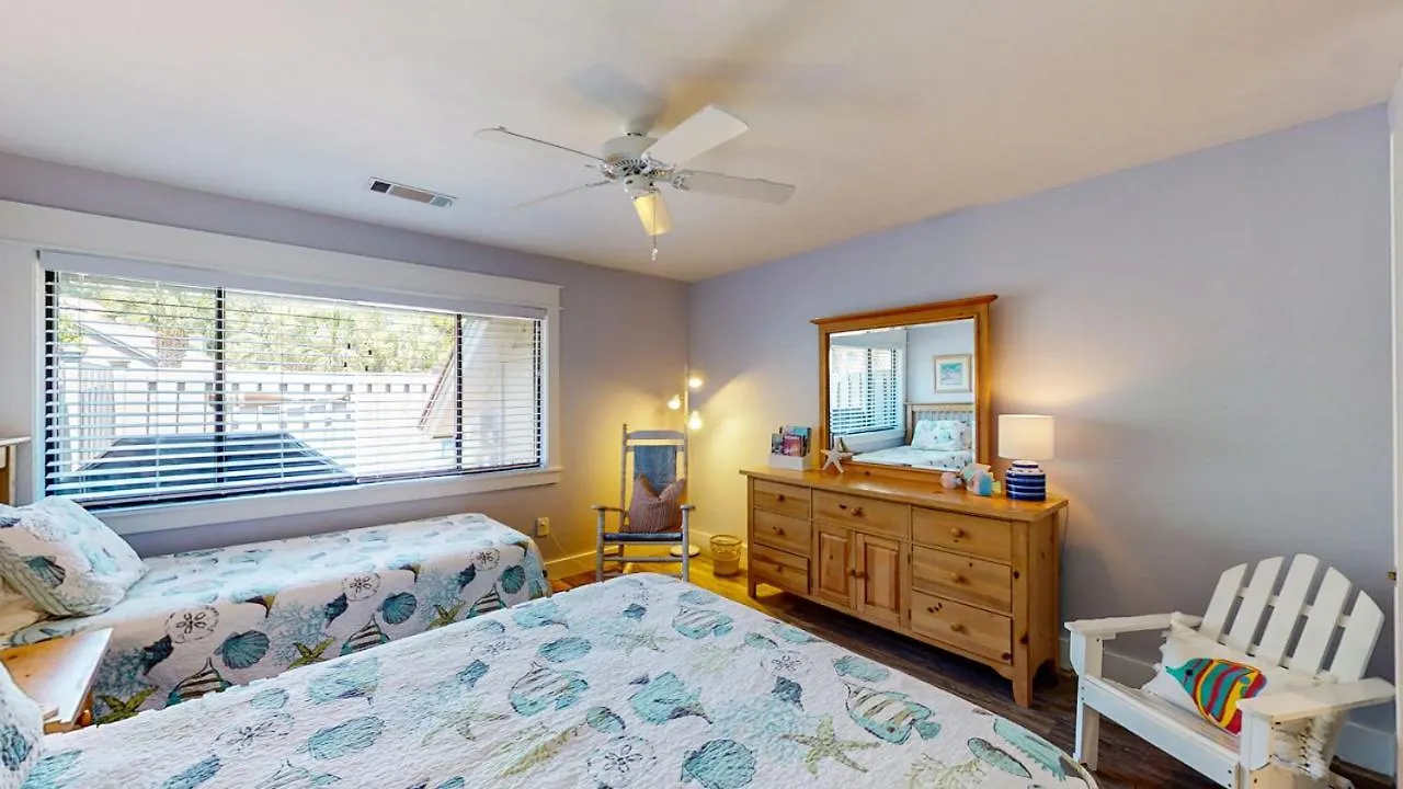 934 Inverness Village Villa