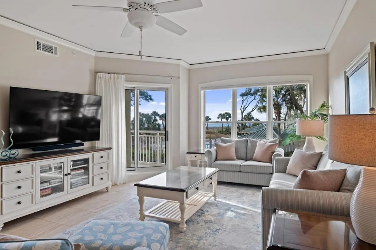 6106 Hampton Place North * Hilton Head Island