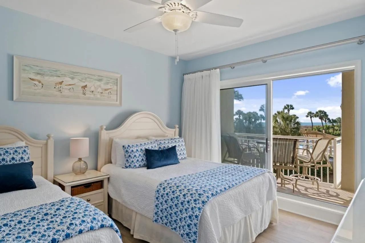 6106 Hampton Place North Villa *