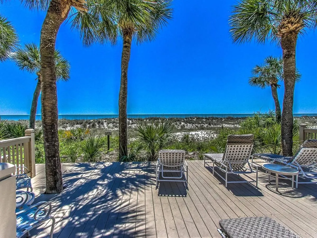 6106 Hampton Place North *