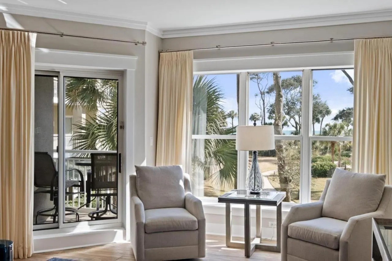 6103 Hampton Place North Villa *
