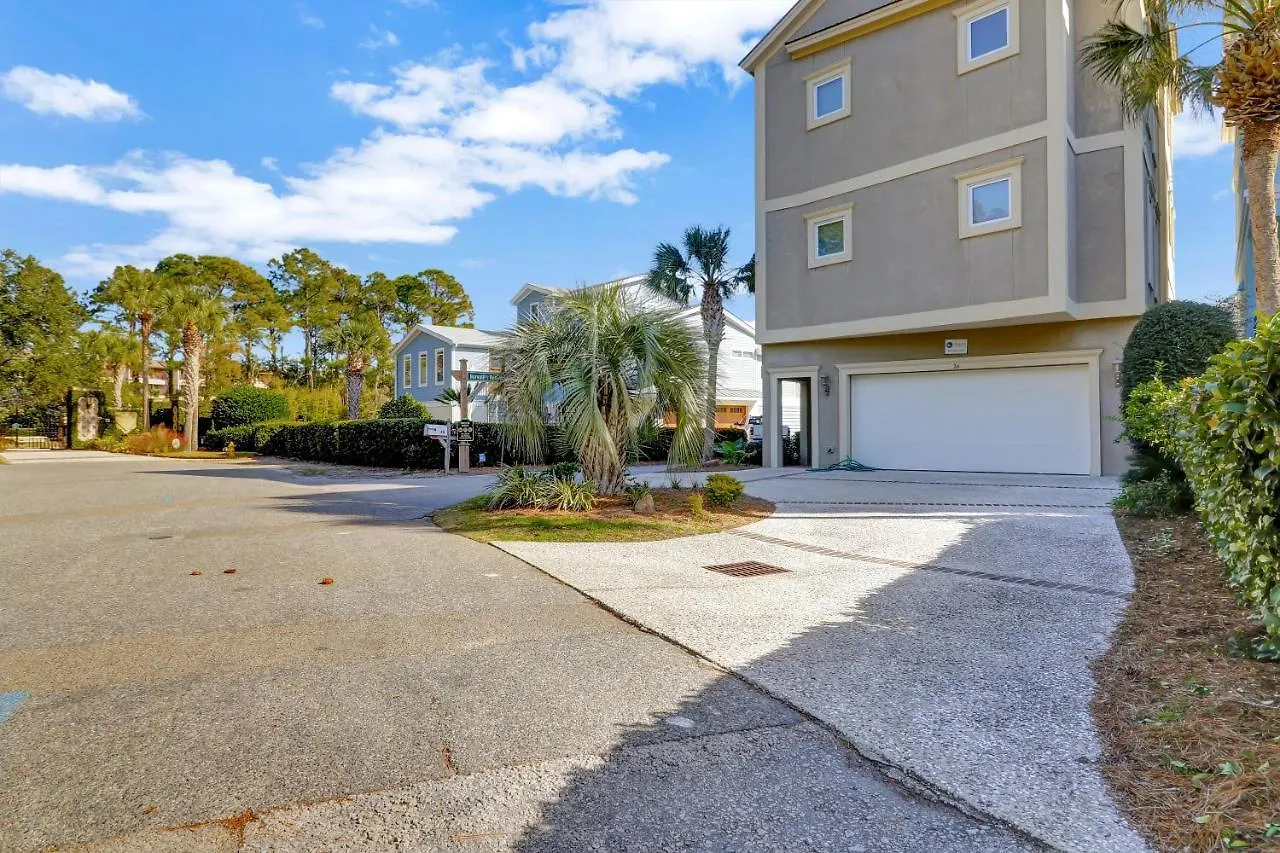 Amazing Ocean Views 36 Bradley Roof Hot Tub Sleeps 15