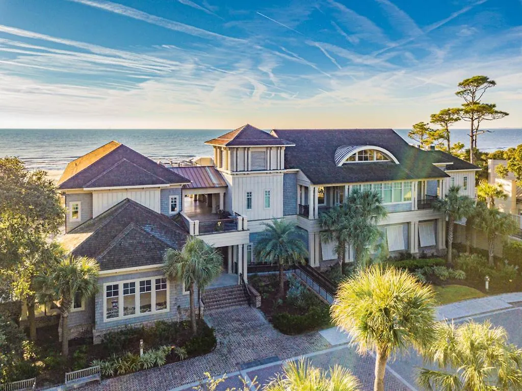 Holiday home 28 Surf Scoter 2nd Row Steps From The Renovated Hilton Head Island