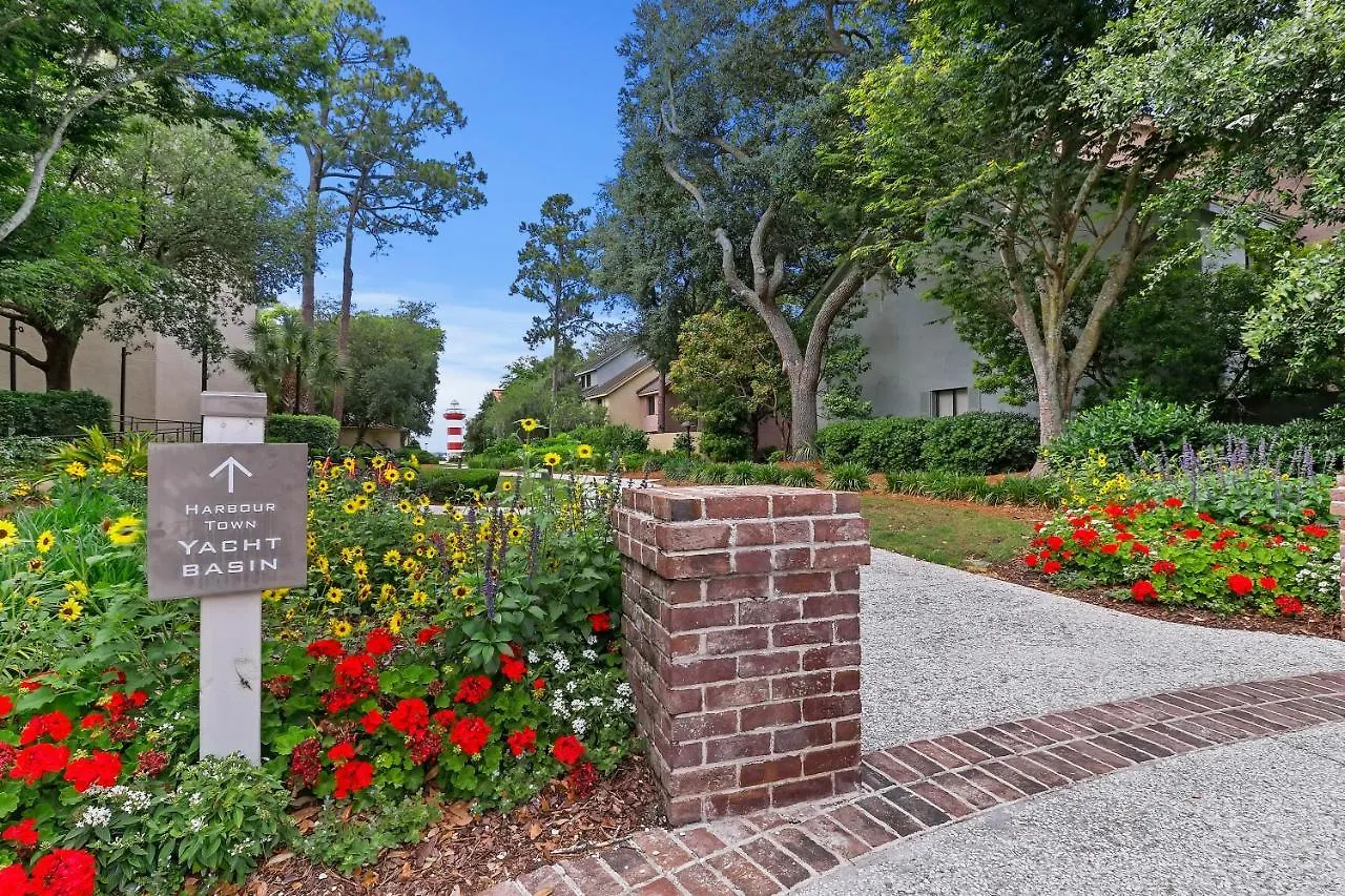 Holiday home New Listing 2373 Racquet Club Gorgeous Golf Course View Steps From Harbourtown Sea Pines *