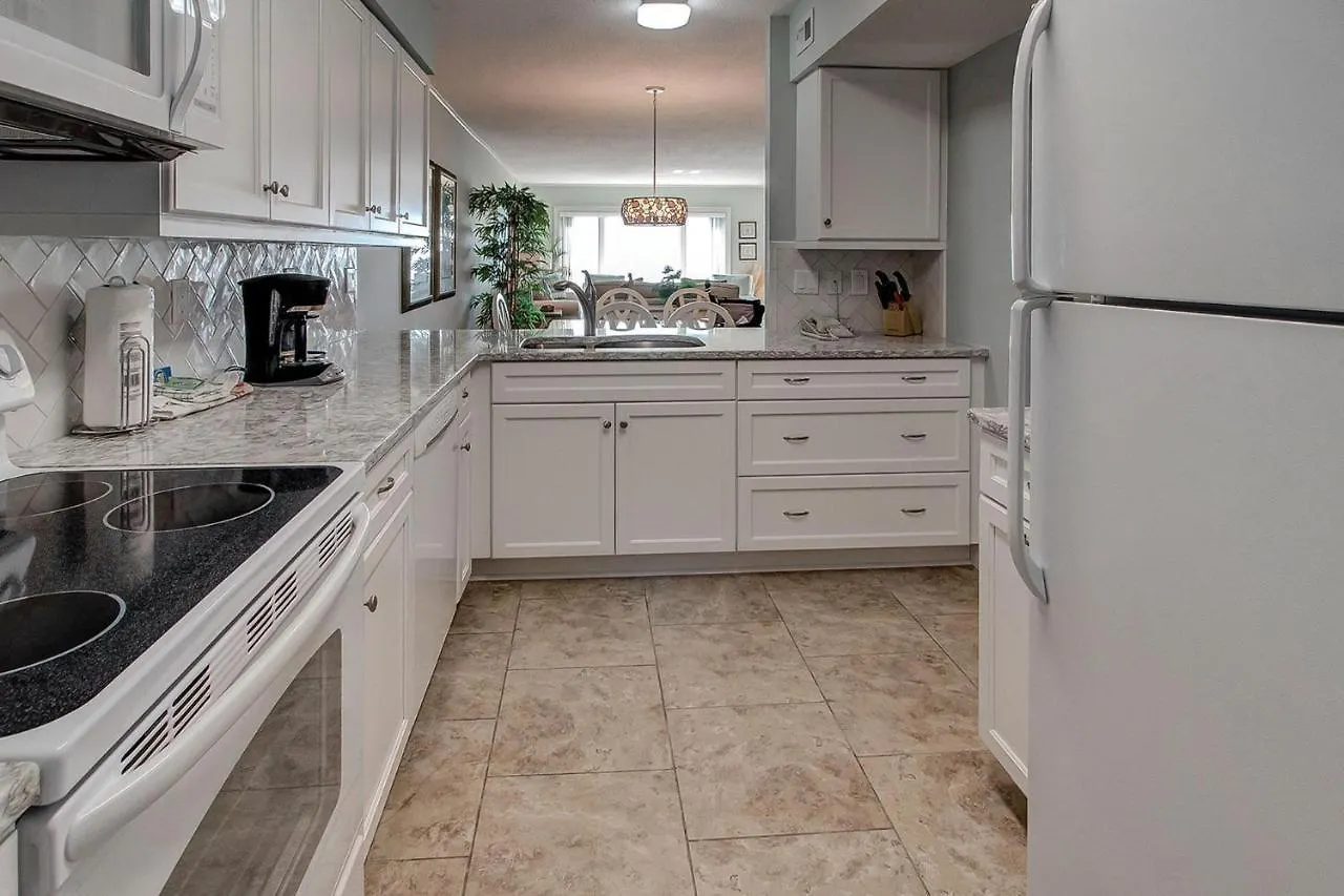 Shorewood 310 Villa