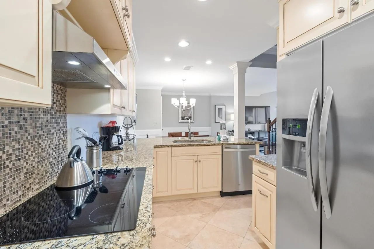 Caravel Court 1043 Villa