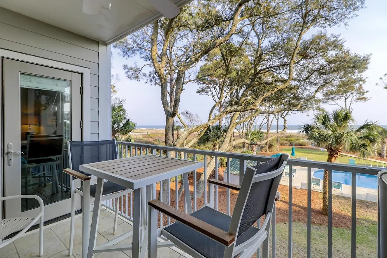 Holiday home 2f Beachwood Place Oceanfront Views *