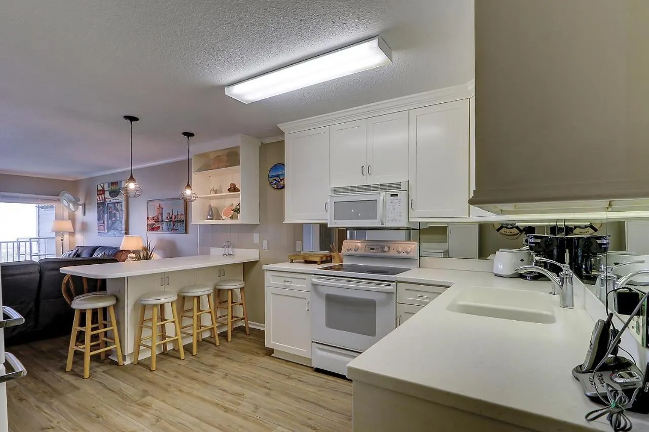 2f Beachwood Place Oceanfront Views Holiday home