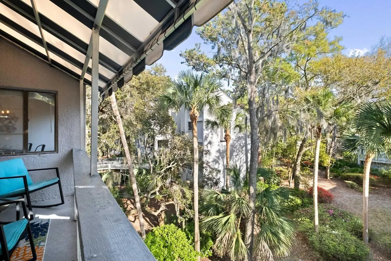 Coastal Oasis With Pool - Walk To Coligny Park Apartment Hilton Head Island