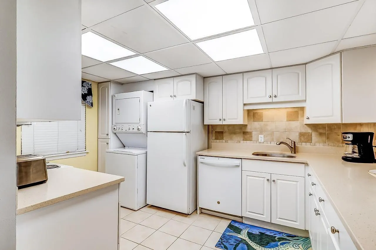 Apartment Island Club 6