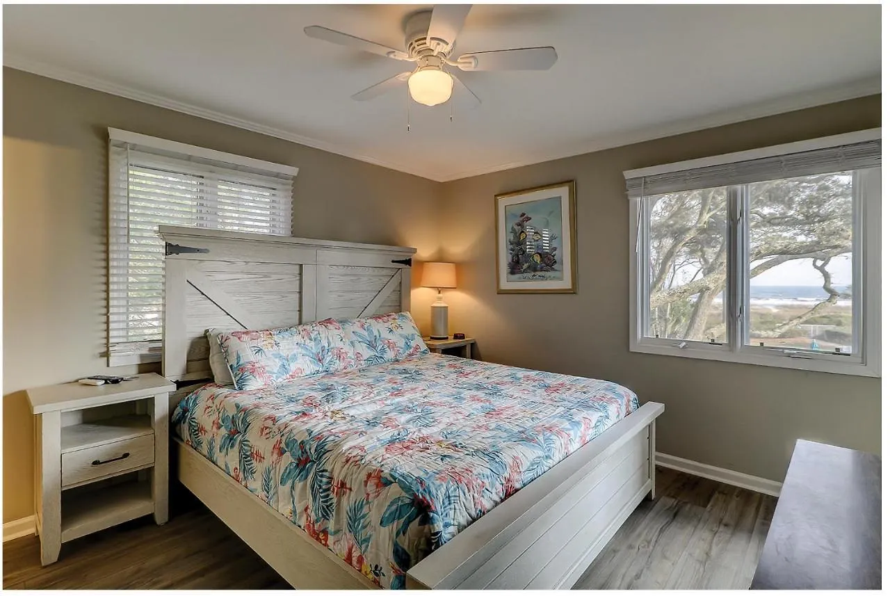 2f Beachwood Place Oceanfront Views Holiday home *