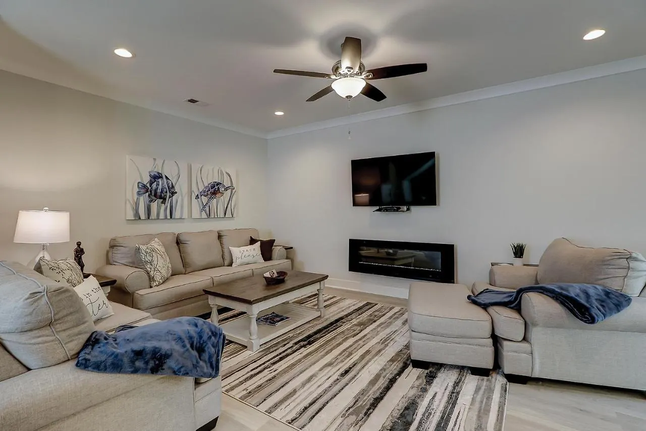 48 Pink Luxury 4 Bedroom Vacation * Hilton Head Island