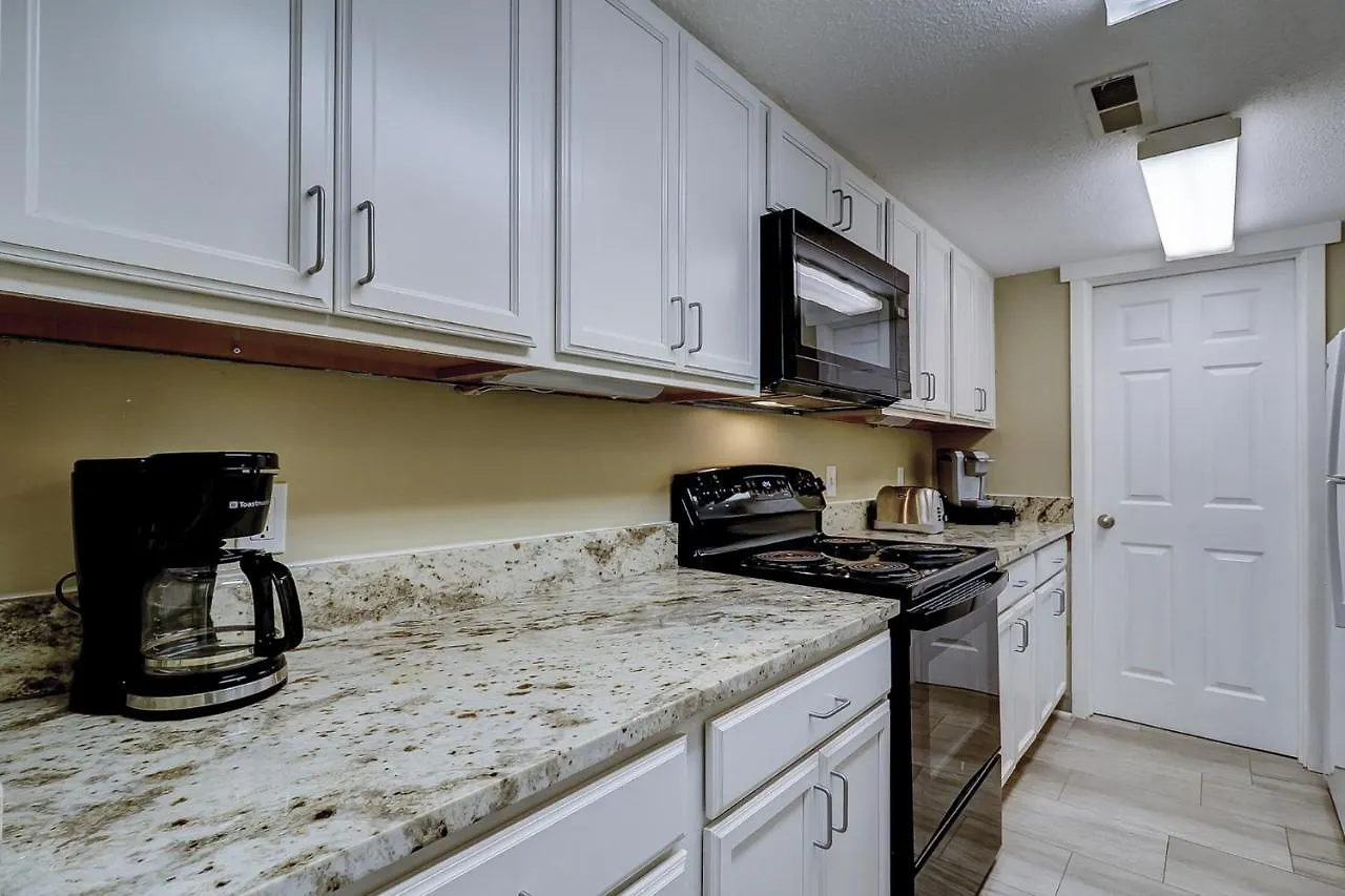 37 Sailmaster 2 Bedroom 25 Ba Shipyard Hilton Head Island