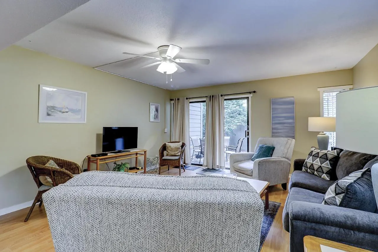 37 Sailmaster 2 Bedroom 25 Ba Shipyard Holiday home *