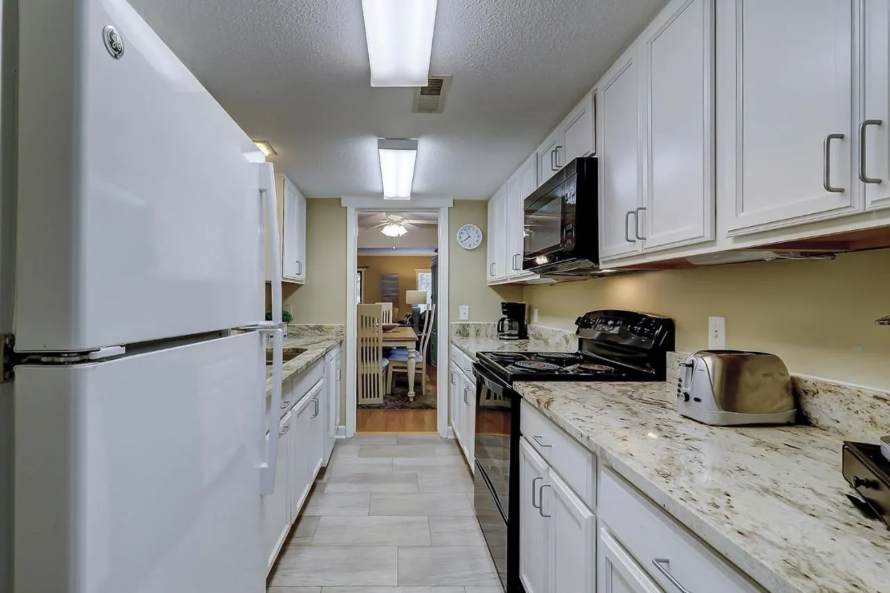 Holiday home 37 Sailmaster 2 Bedroom 25 Ba Shipyard *