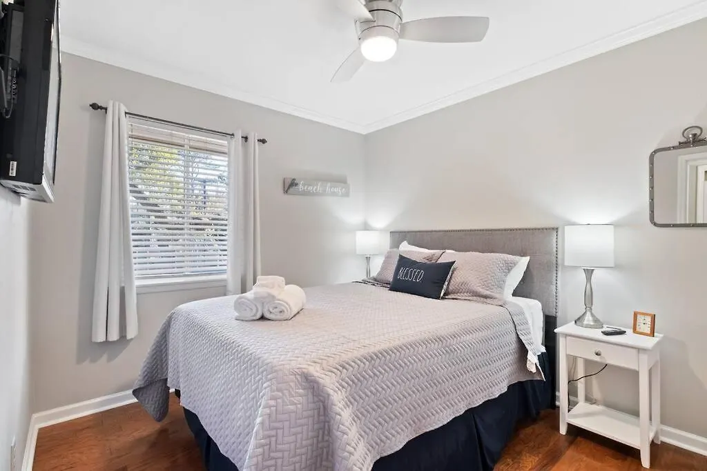 5 Min Walk To Beach- 2br1ba In The Dunes Apartment