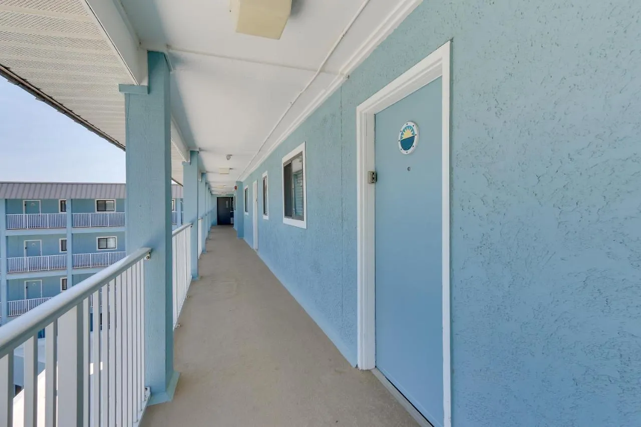 Hilton Head With Golf Views Walk To Beach! * Hilton Head Island