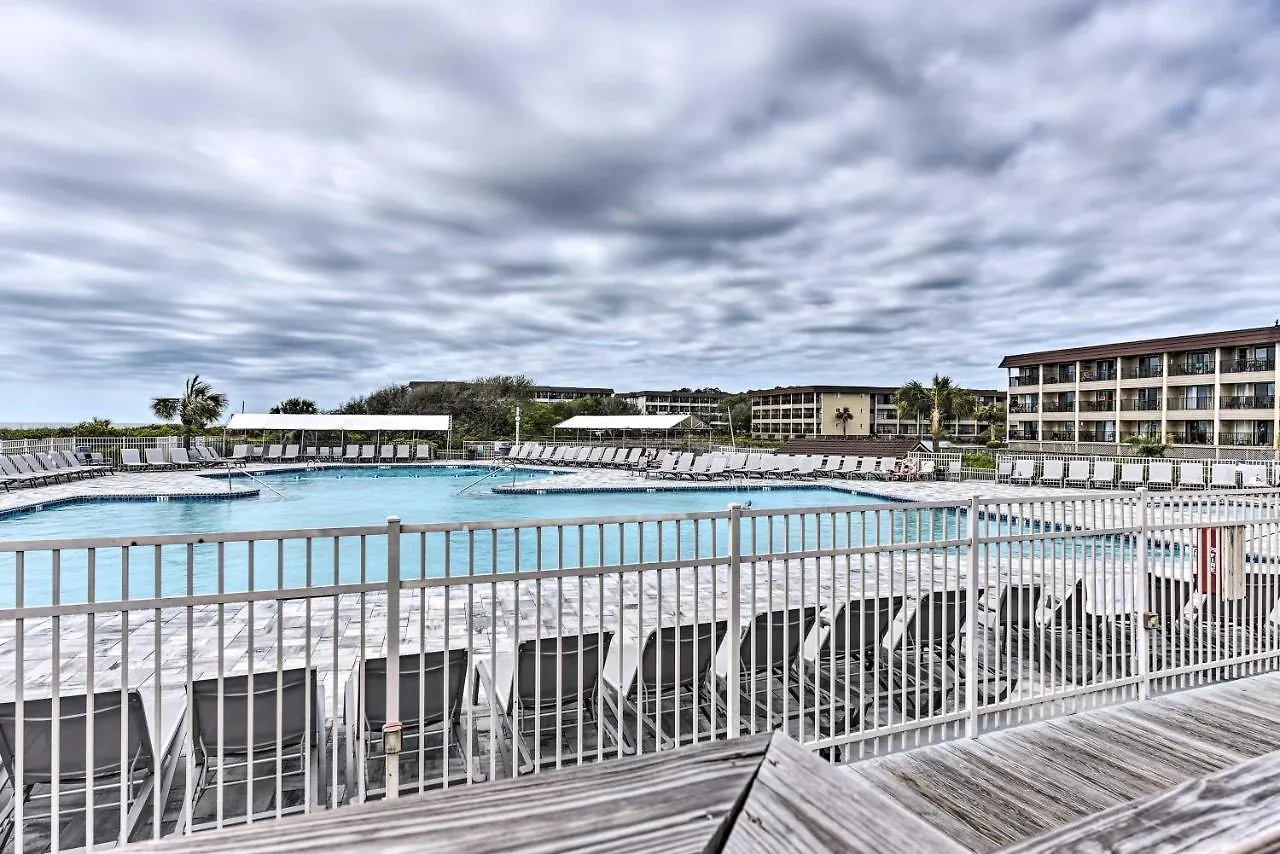 Hilton Head With 4 Pools Walk To Beach Apartment Hilton Head Island