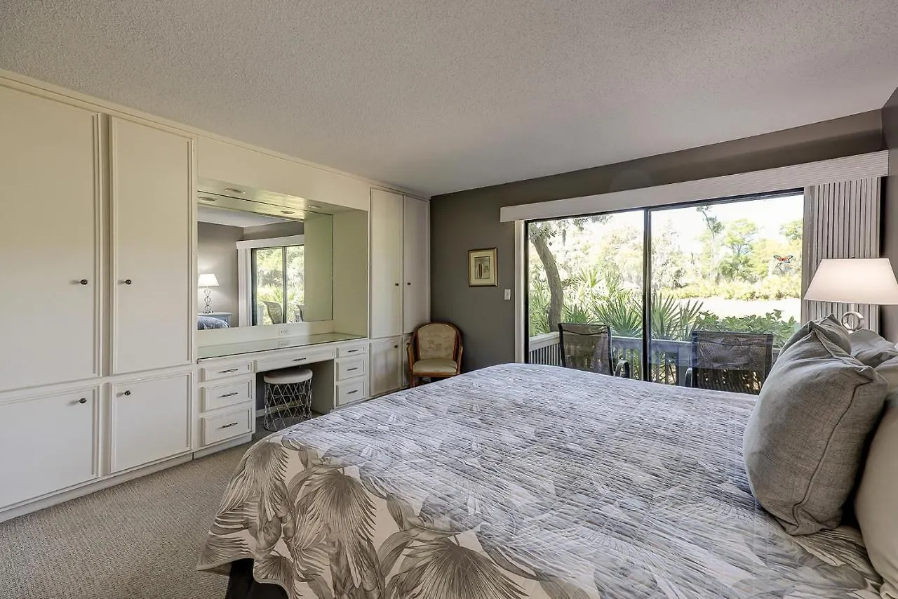 14 Hickory Cove Holiday home