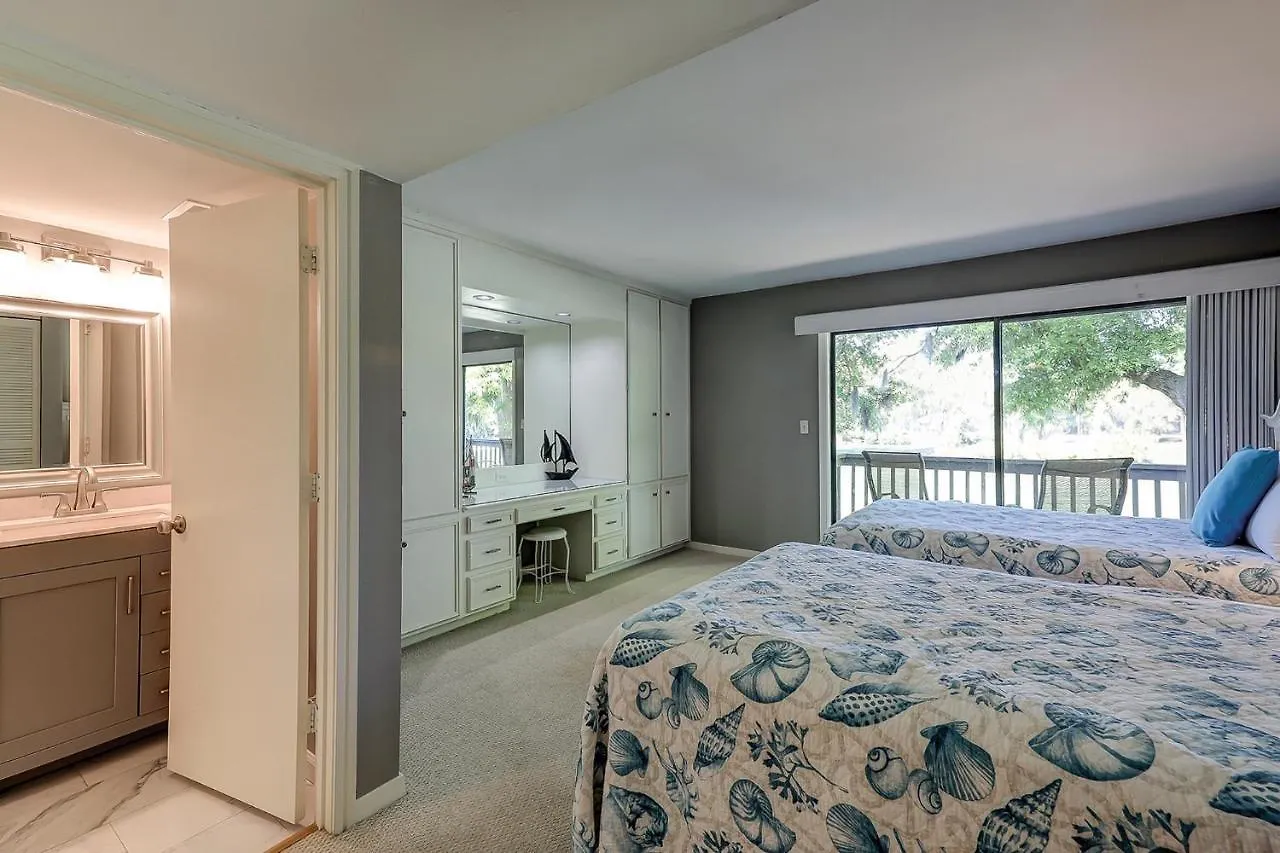 14 Hickory Cove Holiday home