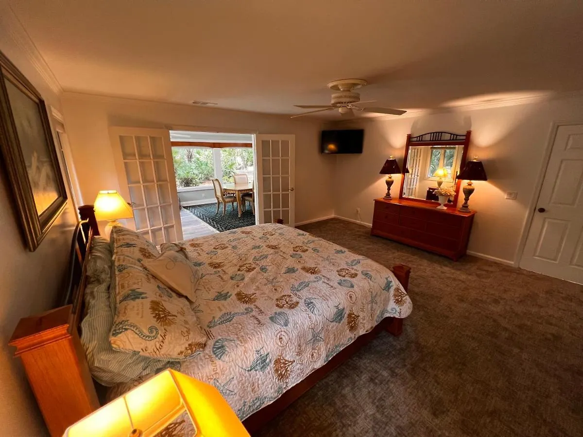 Holiday home 10 Deer Run Lane