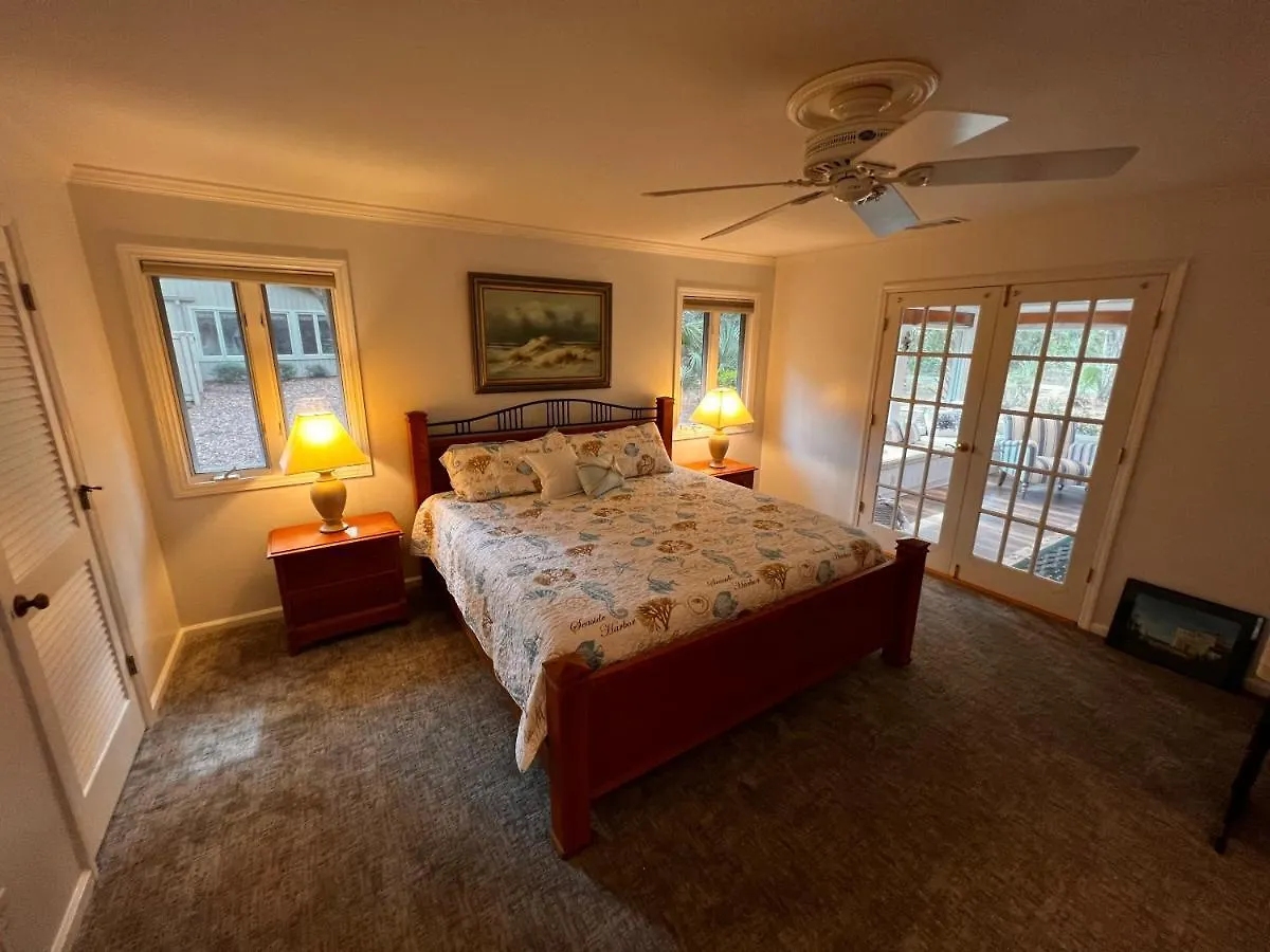 Holiday home 10 Deer Run Lane