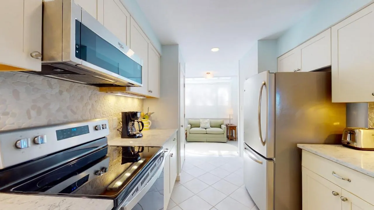 911 Inverness Village Villa *