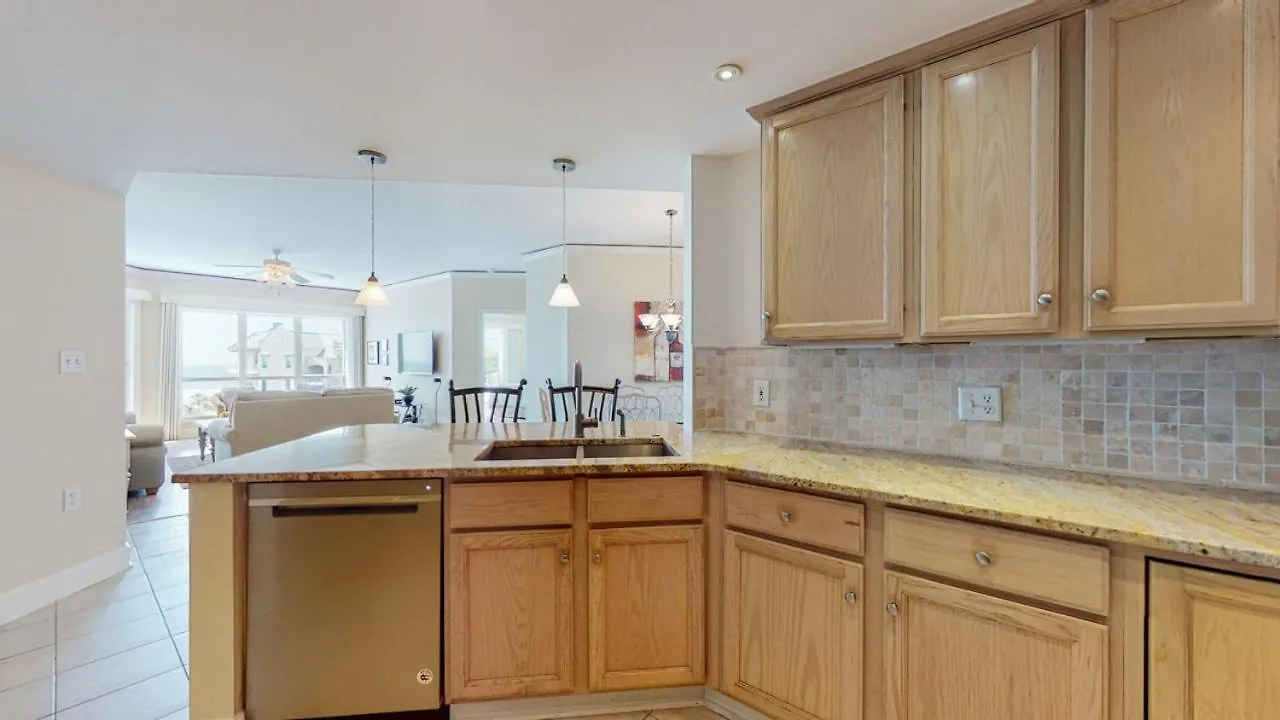 3502 Windsor Court South Vila *