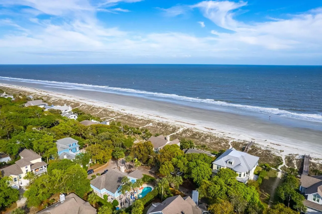 Holiday home 111 Dune Ln 6 Bedroom Oceanfront Forest
