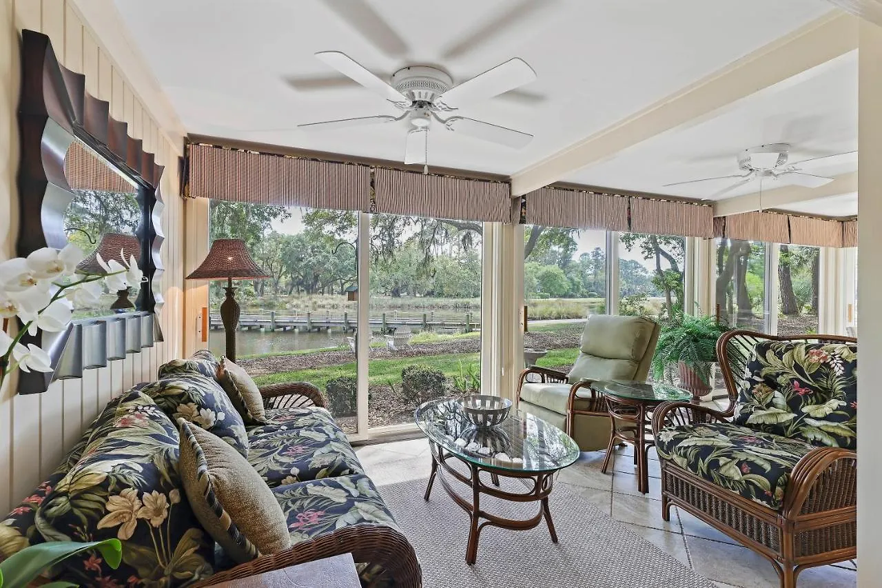 Wonderful Vacation Near The Shops And Restaurants * Hilton Head Island