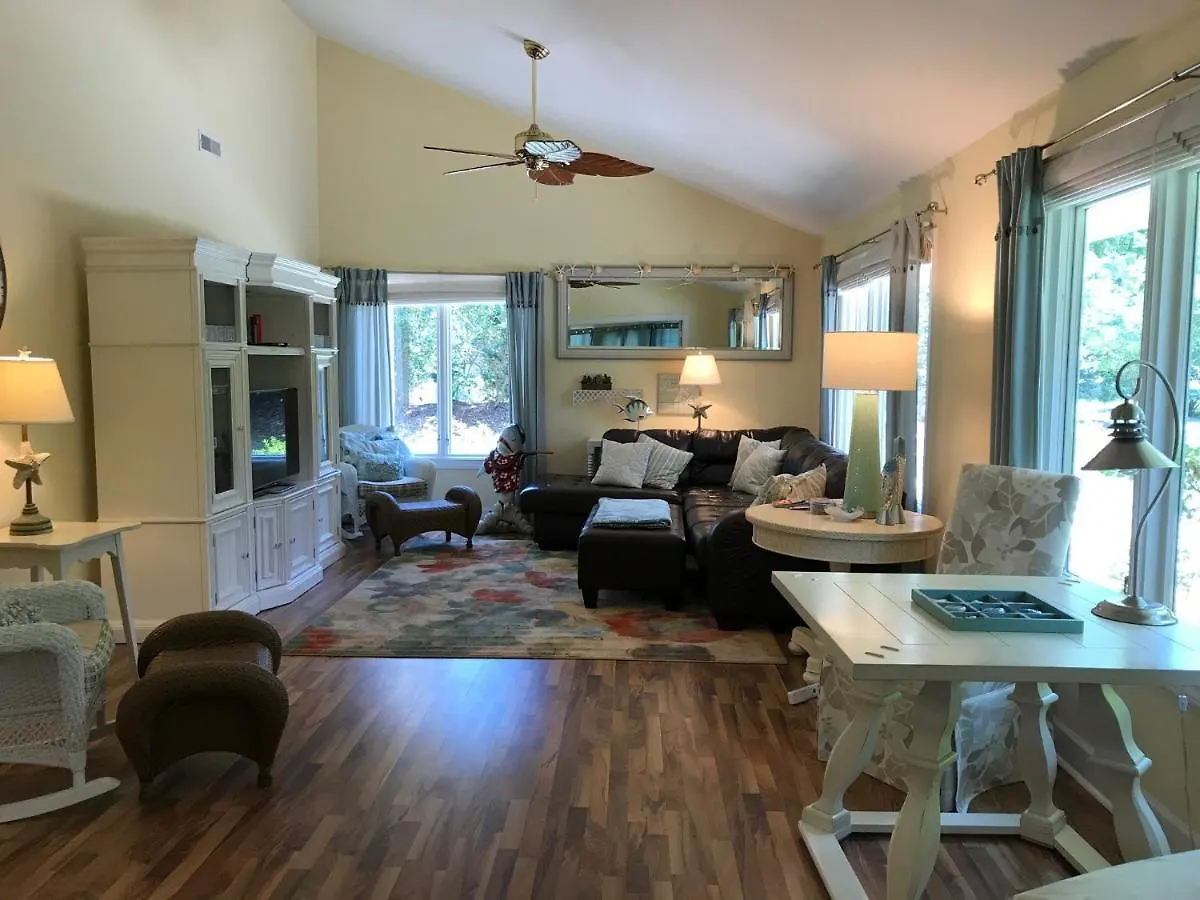 42 Firethorn Lane Holiday home