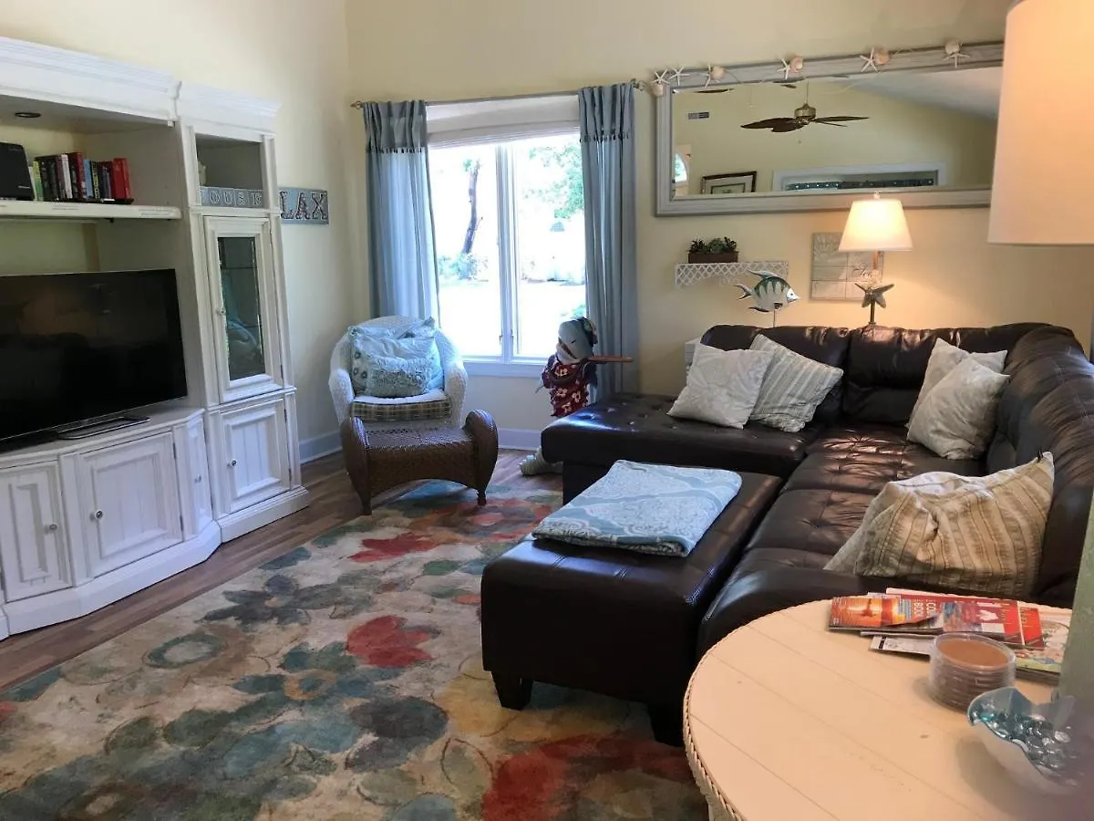 Holiday home 42 Firethorn Lane
