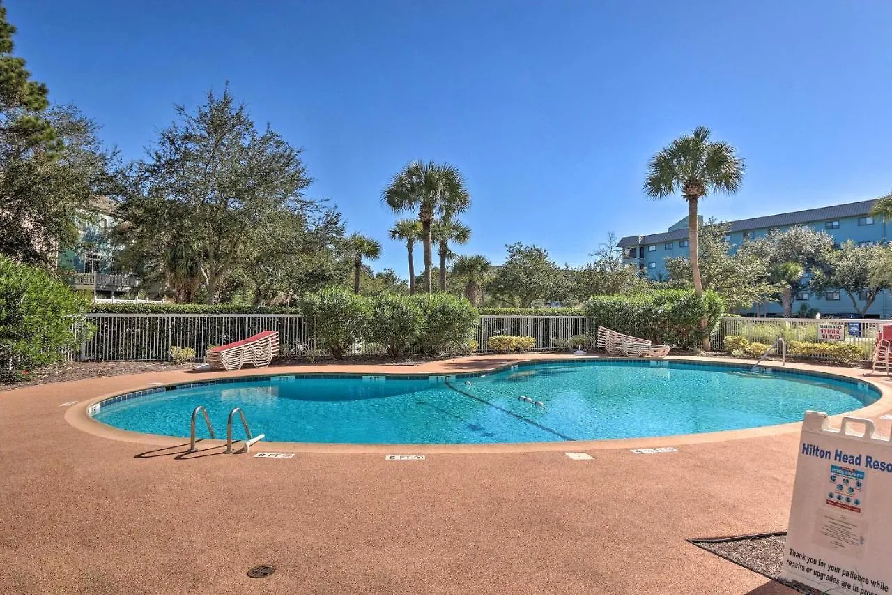 Hilton Head With And Pool Access! *